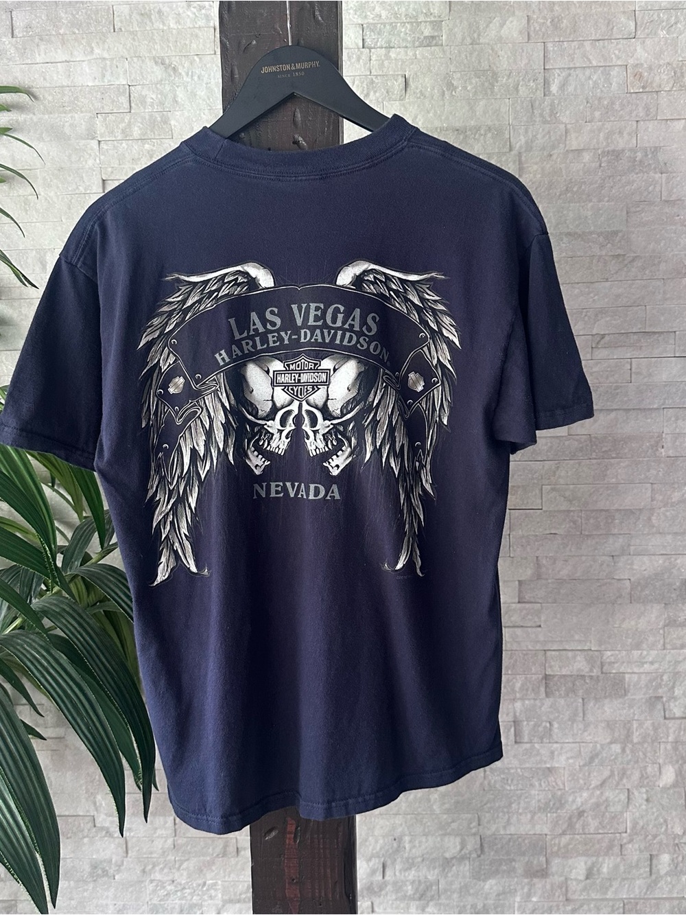Harley-Davidson Vintage Navy Blue Las Vegas Skull Angel Wings Tee Size L